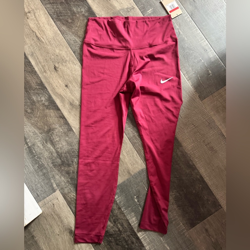 Nike Woman’s Maroon Workout Leggings